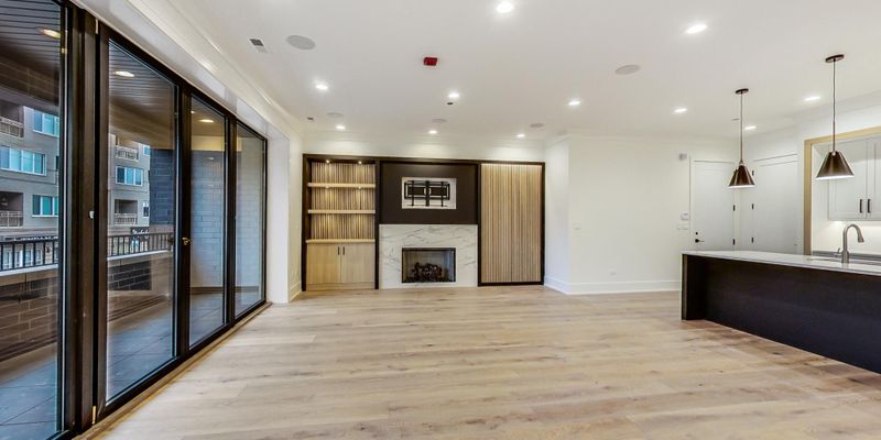 Chicago Apartment: 4920 N Lincoln Ave