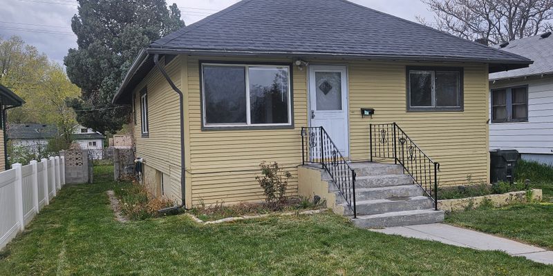 Pocatello House: 1133 N Hayes Ave