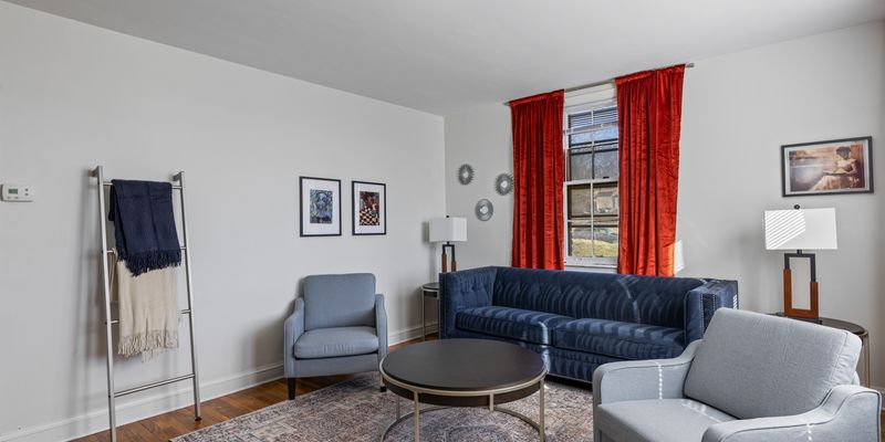 Washington Apartment: 4348 Southern Ave SE