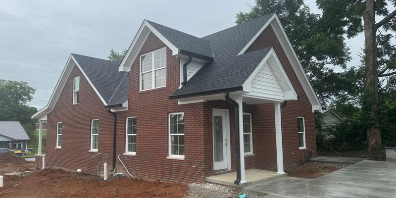 Franklin Apartment: 417 N High St