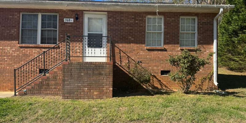 Lexington Apartment: 368 Reedy Fork Dr