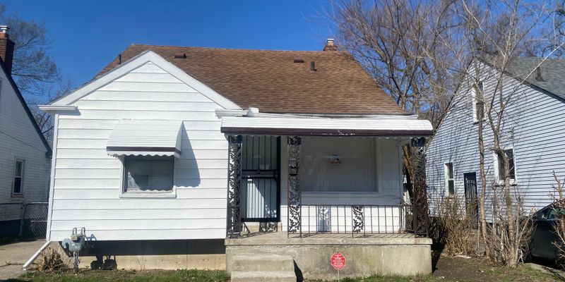 Detroit House: 8443 Pierson St
