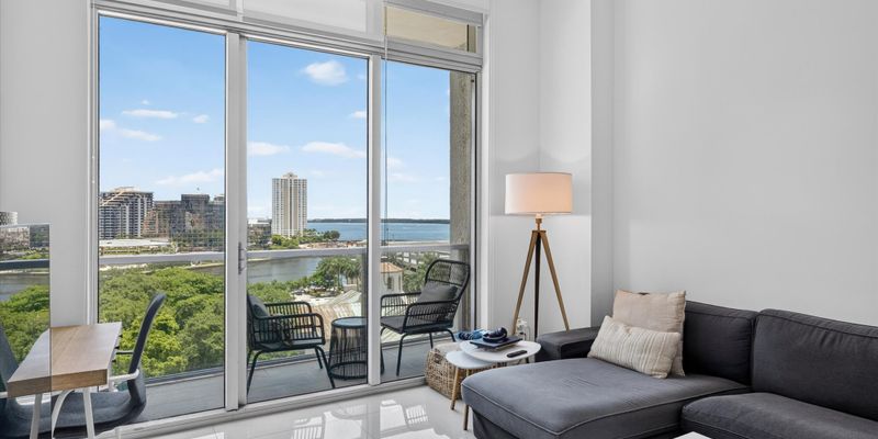Miami Apartment: 500 Brickell Avenue