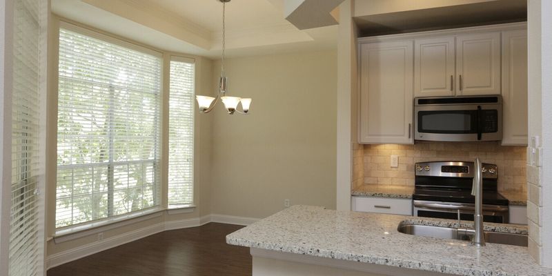 Houston Apartment: 5998 Memorial Dr