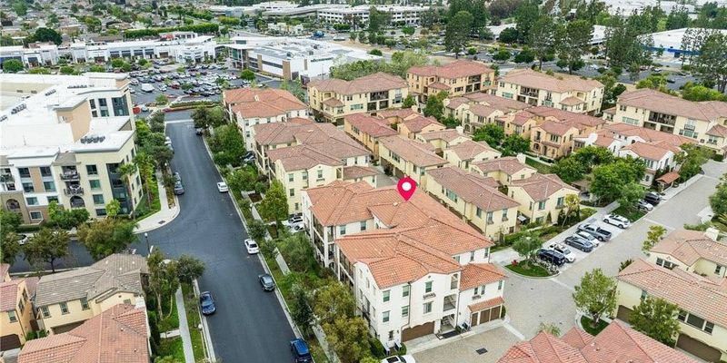 Brea House: 418 Maravilla Ln #U1176ZT