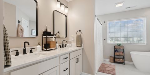 27-176 1275 Pricilla CT.jpg