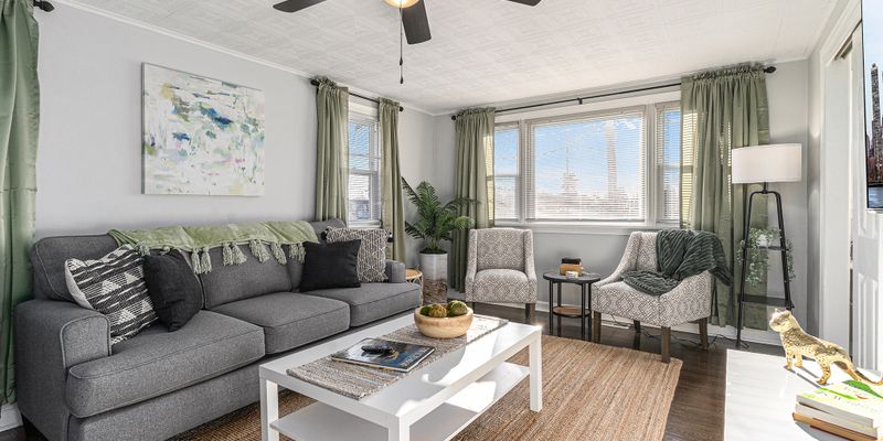 Glenolden Apartment: 145 Isabel Ave