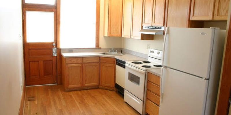 St. Louis Apartment: 5784 Pershing Avenue