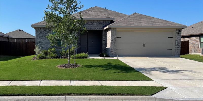 Royse City House: 908 Old Bluff Road