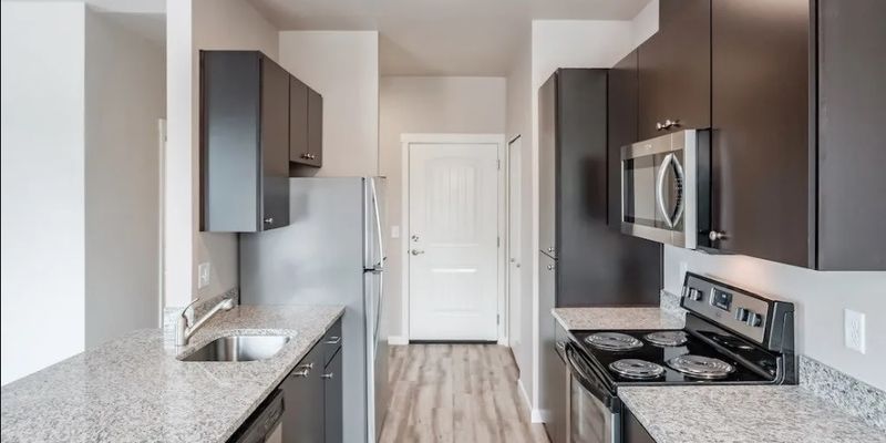 Jefferson Apartment: 135-155 N 3rd St