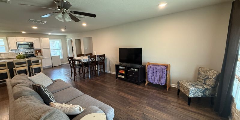 Stephenville House: 1750 N Graham St