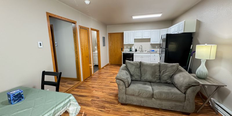 Beulah Apartment: 117 Main St W