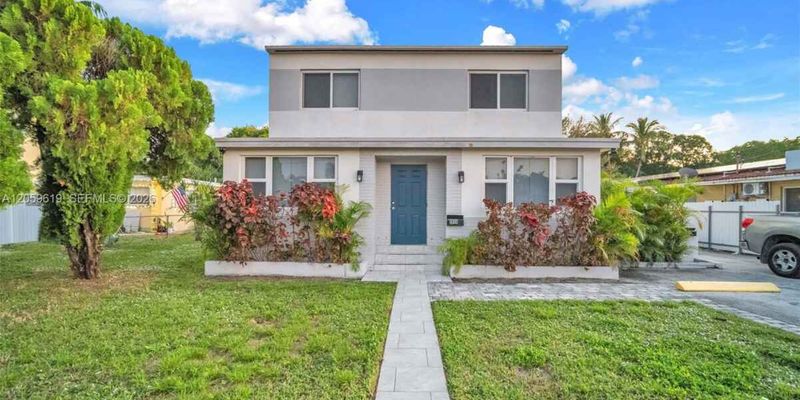 Miami House: 3030 NW 16th St
