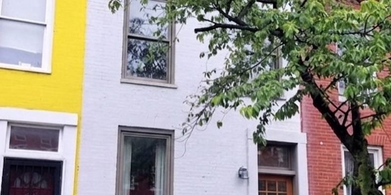 Baltimore House: 711 Cumberland St