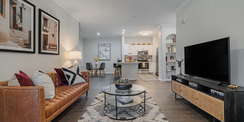 Houston Apartment: 12601 Briar Forest Dr