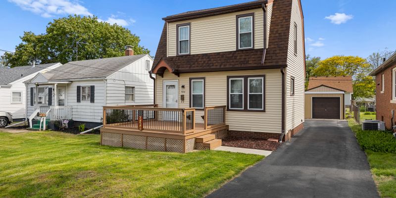 Peoria House: 924 E Maywood Ave
