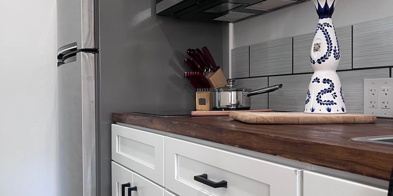 Craig Apartment: 445 Ranney St