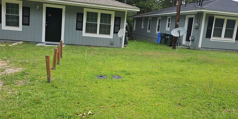 Fayetteville House: 429A Squirrel St