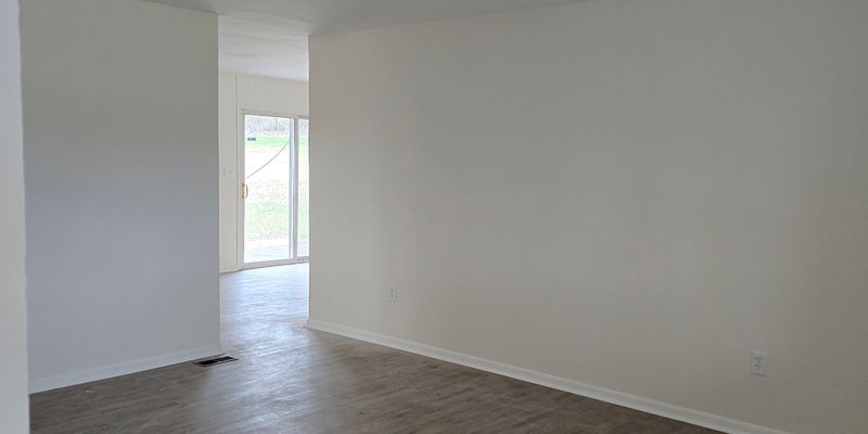 Dayton House: 4619 Belcourt Dr