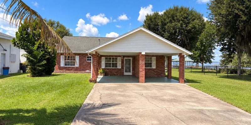 Lake Placid House: 254 Cloverleaf Rd