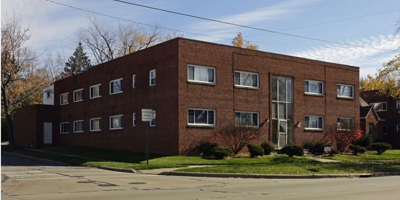 Maple Heights Apartment: 5215 Warrensville Center Rd