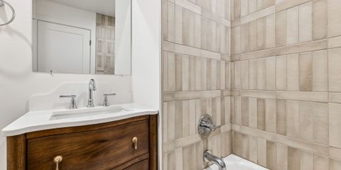 47-web-or-mls-669 E. 8th ave -47.jpg