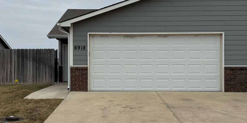 Park City Townhome: 6918 N Hydraulic Ave