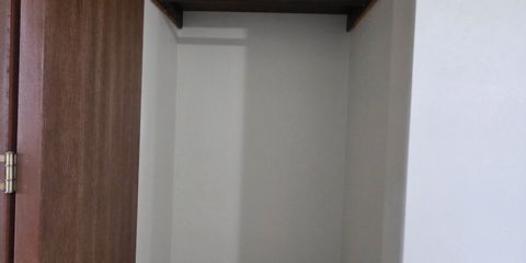 Closet 2.JPG