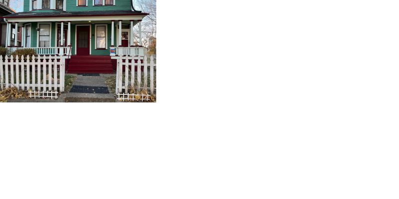 DECATUR Apartment: 545 West William