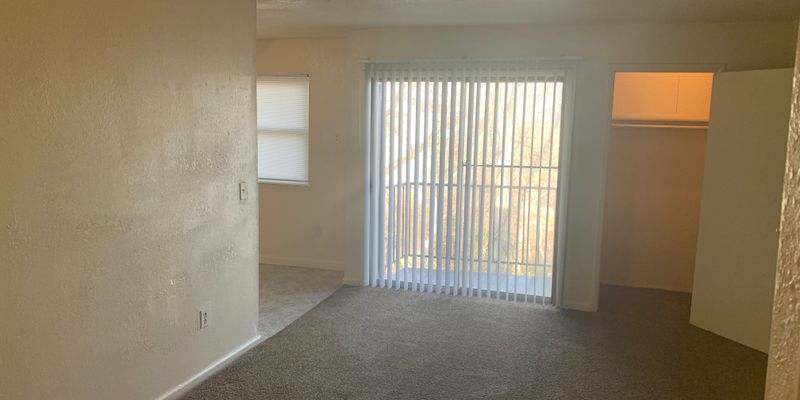 Tulsa Apartment: 4811 S Jackson Ave