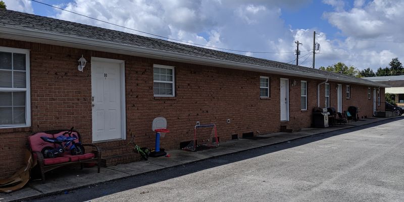 Gallatin Apartment: 149 College Street