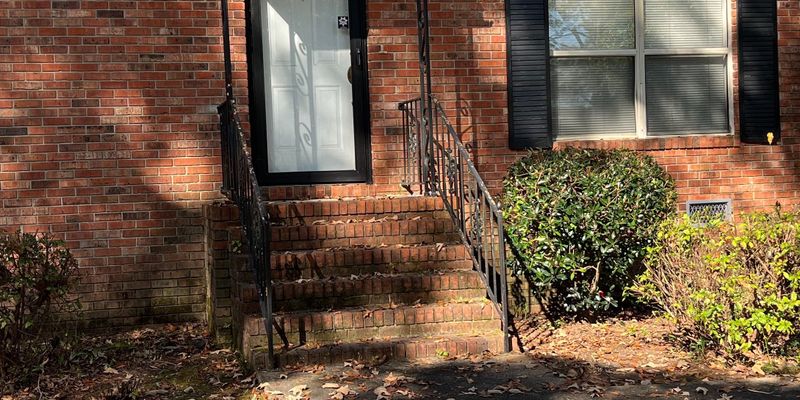 Jasper House: 410 21st St E