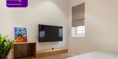 4TH FLOOR_small room_4.jpg