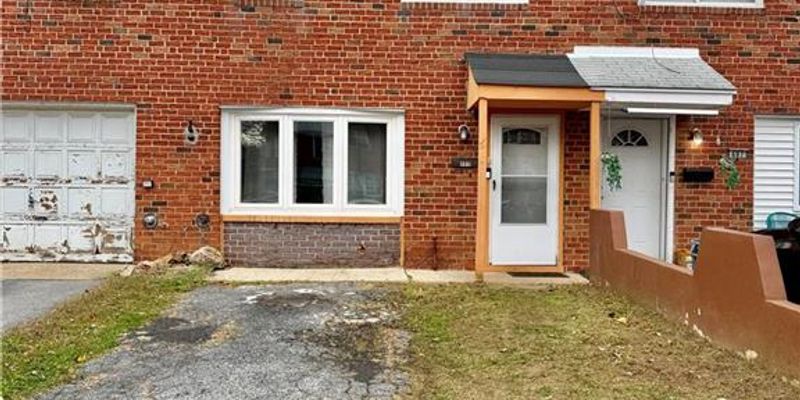 Allentown House: 689 W Brookdale St