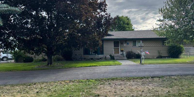 Post Falls House: 9559 W Prairie Ave