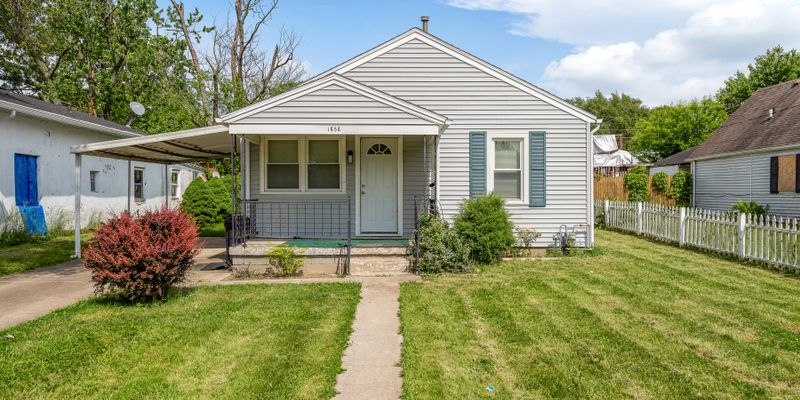 Fairborn House: 1858 Wilbur Ave