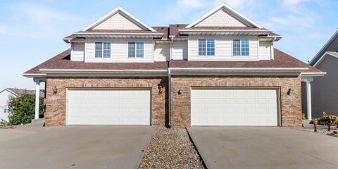 01-1552 Cook Cir-103.jpg