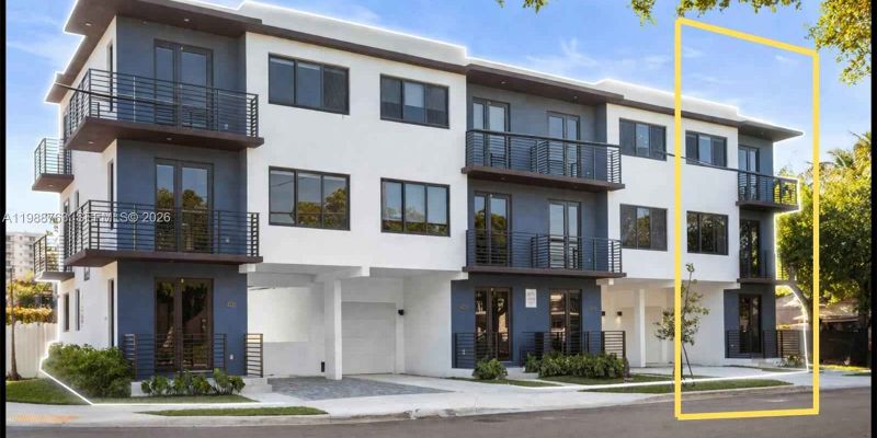 Miami House: 1376 SW 4th St