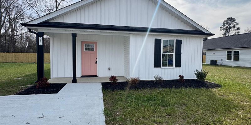 Smithfield House: 512 Crump St