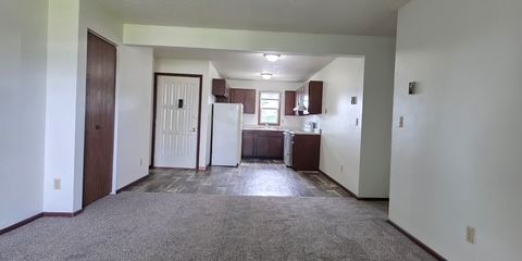 Kitchen 2.JPG