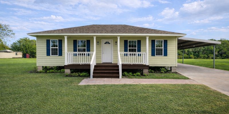 Jennings House: 7202 Gabriel Ln