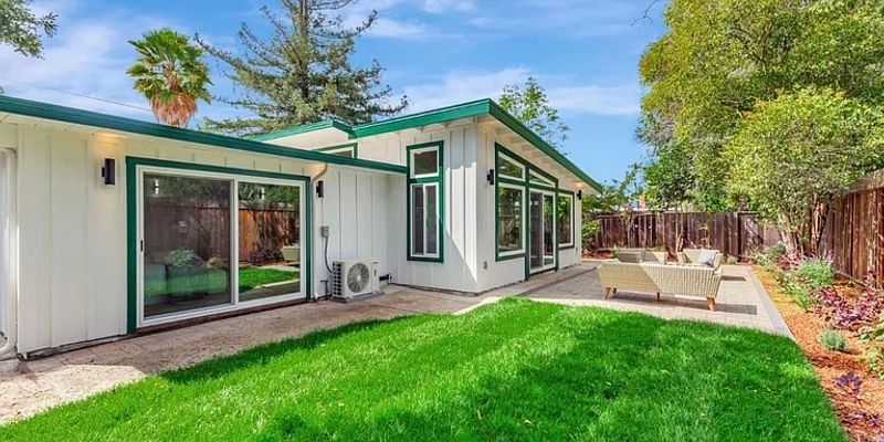 Palo Alto House: 4225 Park Blvd