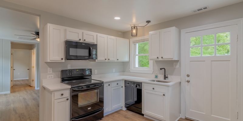 Accokeek House: 1816 Maple Ln