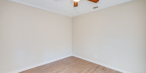 1123e70thST 5-5.jpg