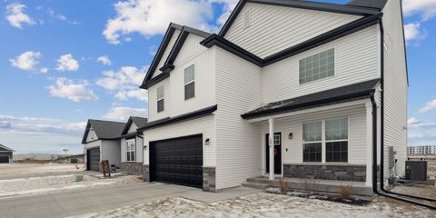 03-104 1275 Pricilla CT.jpg