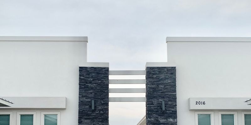 Edinburg Apartment: 2016 Summerland Ln