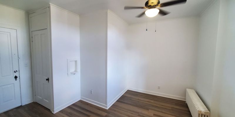 Dubuque Apartment: 1338 Main St
