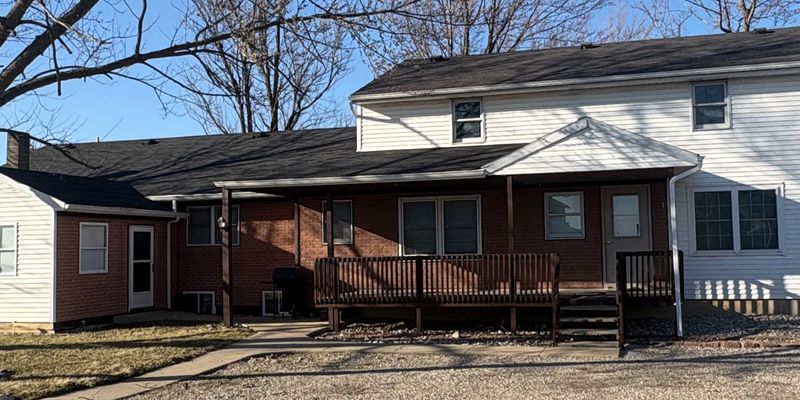 Grabill House: 14206 Grabill Rd