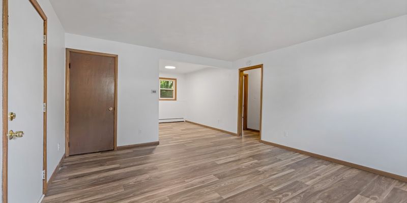 New Middletown Apartment: 2 Sandy Dr