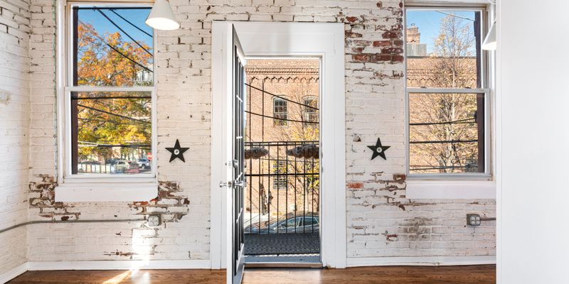 Philadelphia House: 116 Turner St